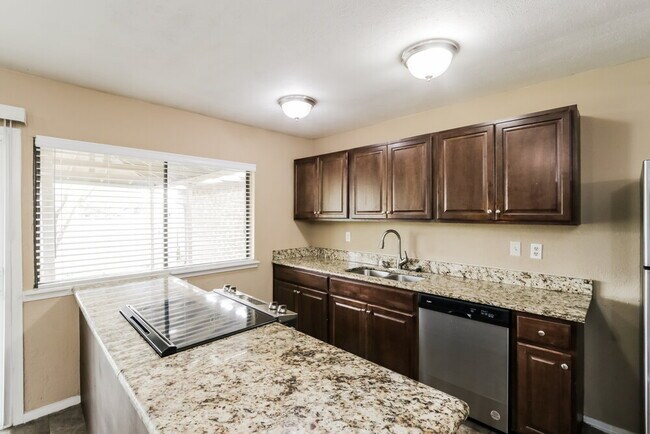 Building Photo - 3809 Hunters Trail