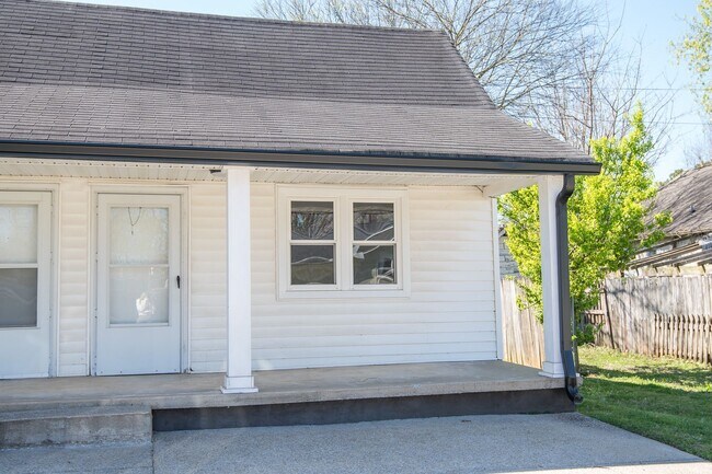 Primary Photo - Great Murfreesboro Duplex with EXCELLENT b...