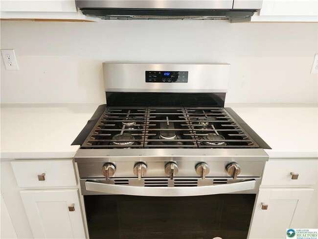 Building Photo - 1182 Susan Cir