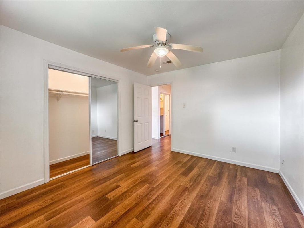 Building Photo - 4539 Dakota St