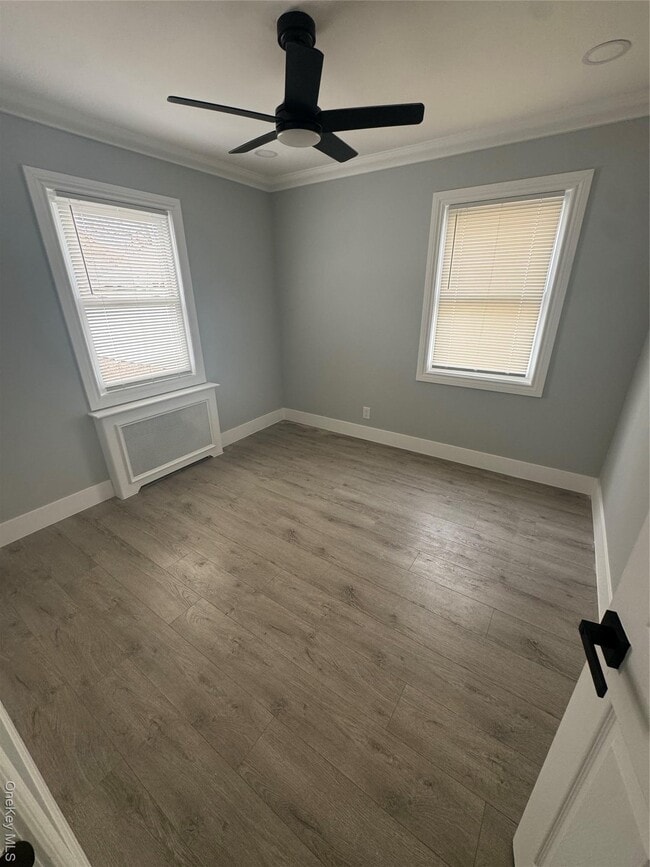 Building Photo - 674 Winthrop Dr