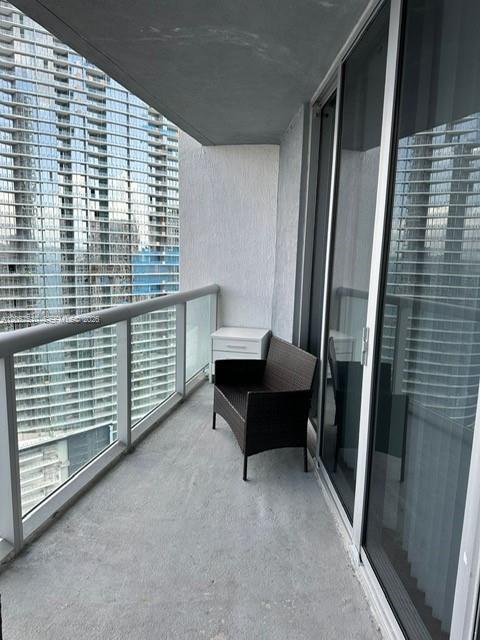 Building Photo - 465 Brickell Ave
