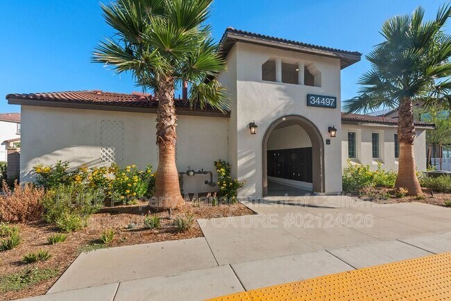 Building Photo - 34495 Agave Dr