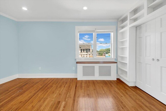 Building Photo - 57 Clarendon Ave