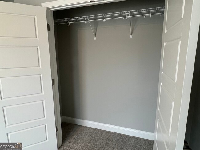 Building Photo - 102 Richard Lee Dr