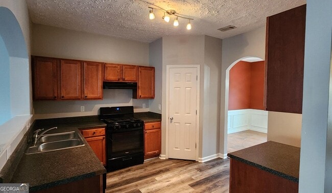 Building Photo - 4128 Flat Trail