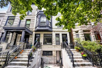 Building Photo - 2522 N Burling St