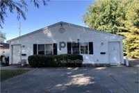 Building Photo - 608 Richmond Ave