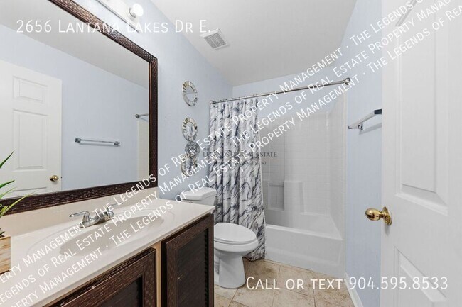 Building Photo - 2656 Lantana Lakes Dr E