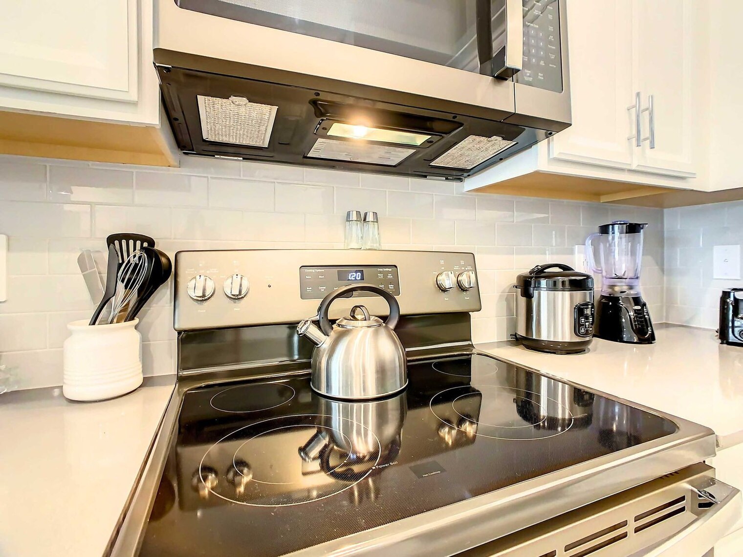 Building Photo - 8883 Cabot Cliffs Dr