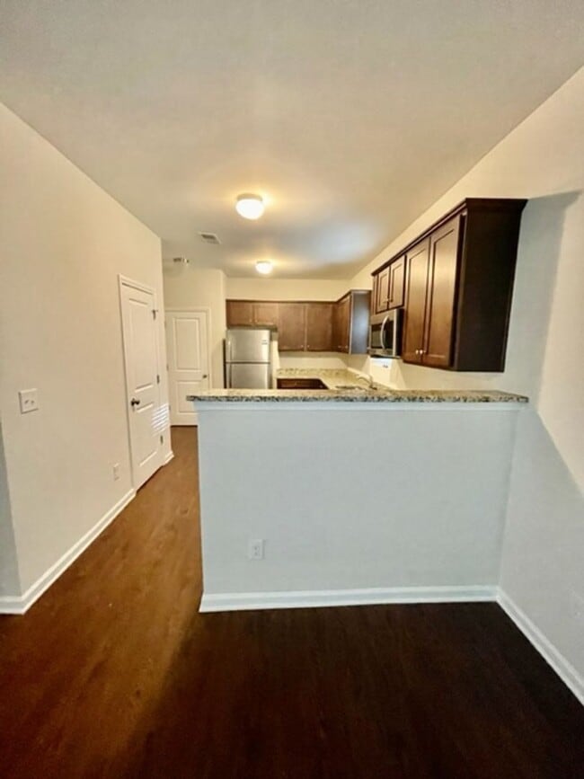 Building Photo - Luxurious 2 story 3 bedroom 2.5 bath Townhome | Located Off Airport Rd in Salisbury