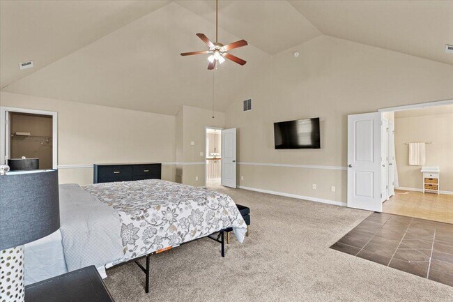 Building Photo - 2017 Willhaven Dr