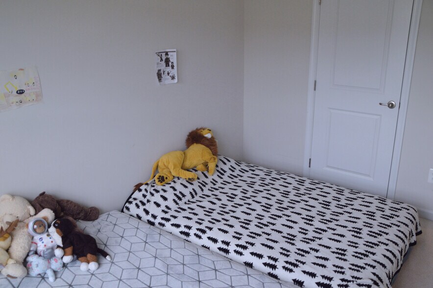 1st Bedroom - 22277 Sims Ter