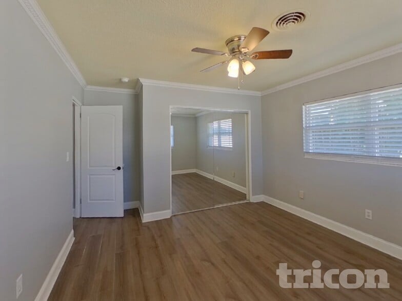 Building Photo - 10326 Hetrick Cir E