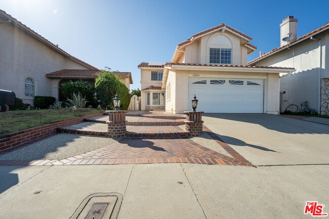 Building Photo - 12023 Stone Gate Way