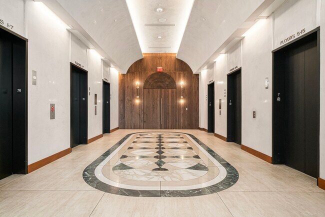 Building Photo - 1711 Allen Pkwy