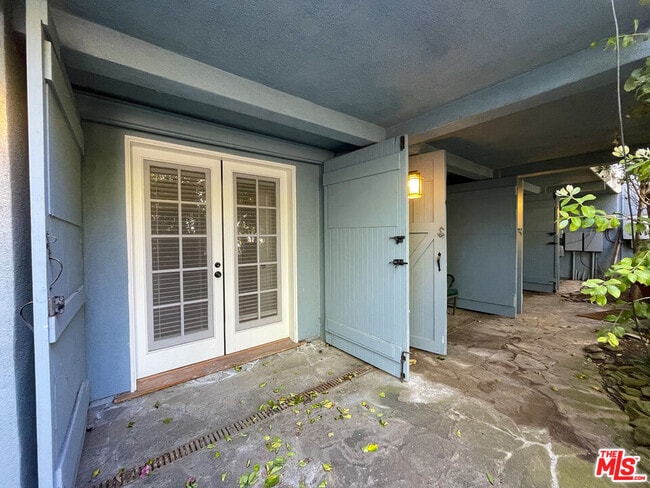 Building Photo - 3008 3rd St