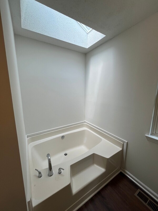 Building Photo - 5906 Black Bear Ct