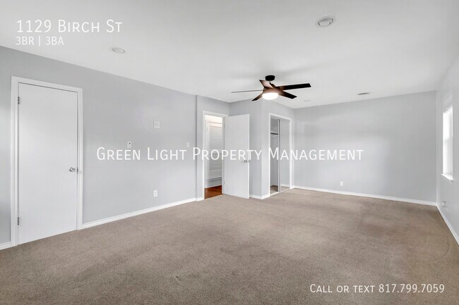 Building Photo - 1129 Birch St
