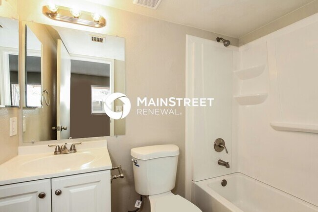 Building Photo - 4 Bedroom Pet-Friendly Home in PEORIA, AZ ...