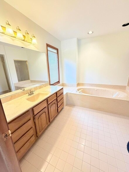 Building Photo - 43532 Scenic Ln