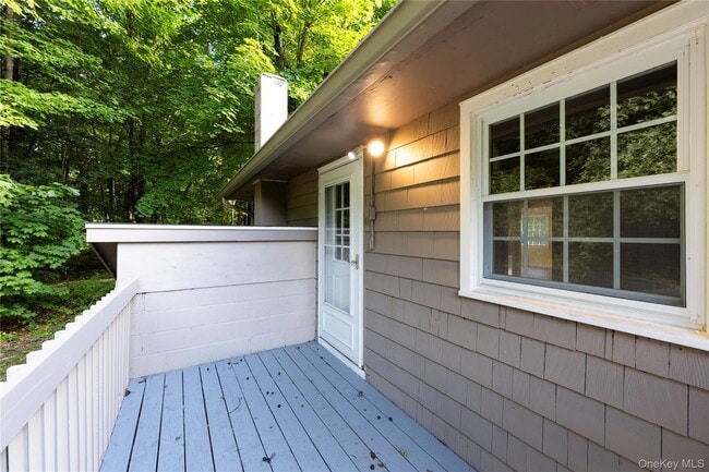 Building Photo - 71 Arthursburg Rd