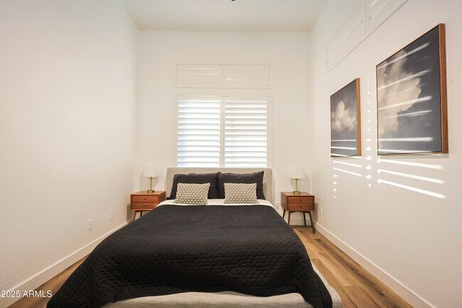 Building Photo - 40704 N Bell Meadow Trail