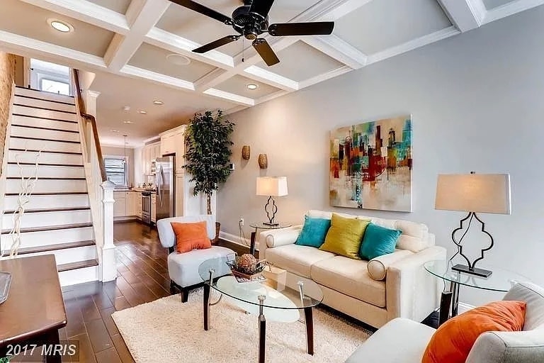 Building Photo - 616 Hyson St