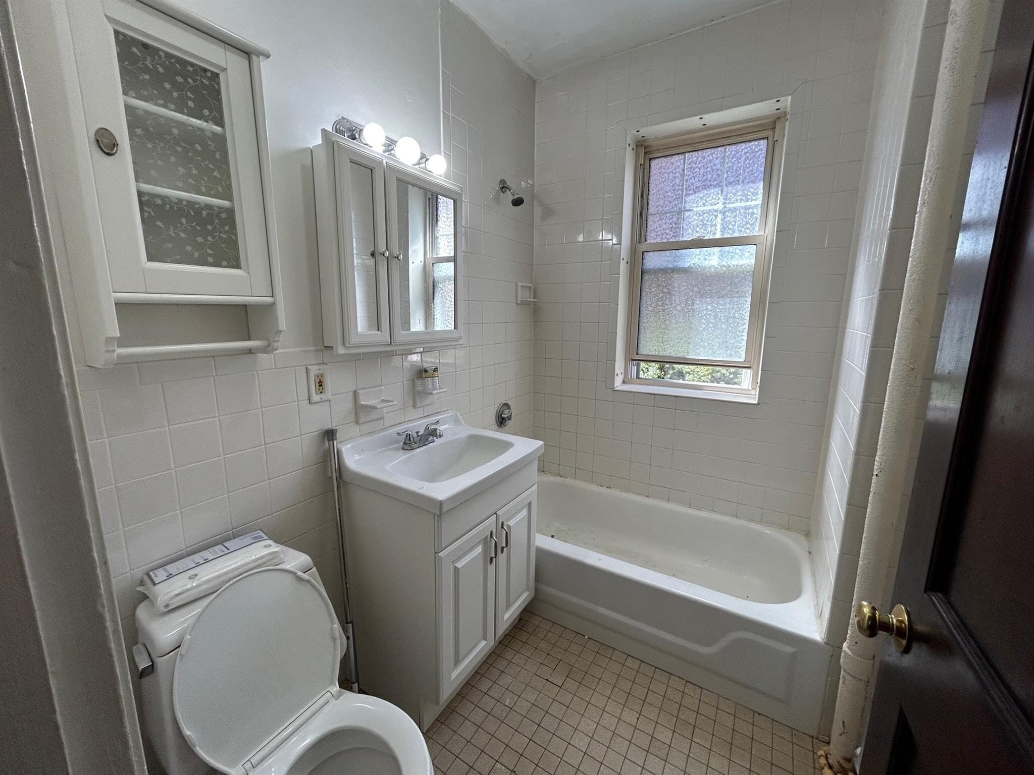 Building Photo - 163 Summer St