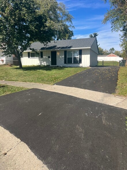 Building Photo - 2712 Bello Ct