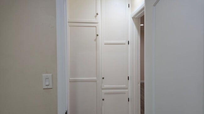 Building Photo - Single-Family 2BR Home with Garage & EV Charging