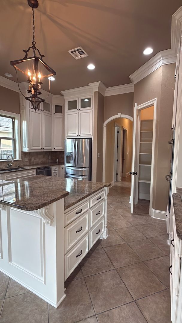 Building Photo - Rental Property in Twelve Oaks