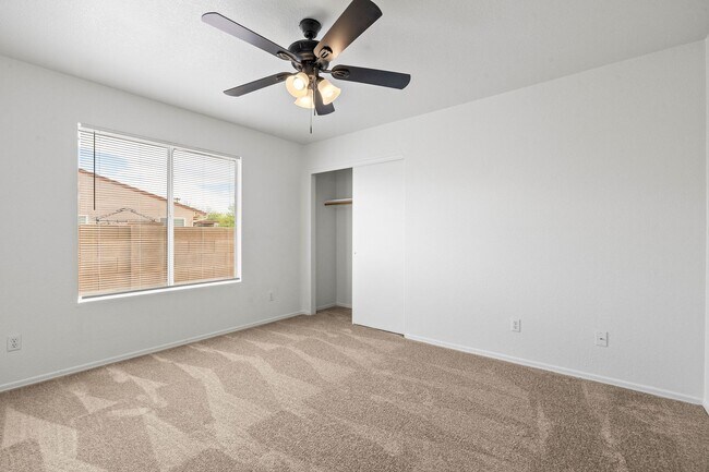 Building Photo - Nice Rita Ranch Home - Vail School District