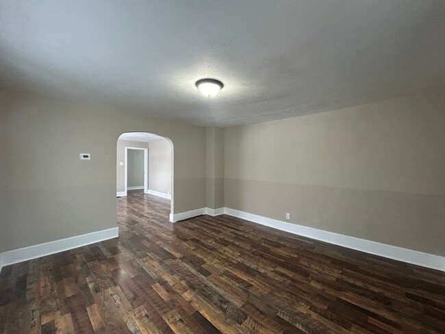 Building Photo - Updated 3-Bedroom, 1-Bathroom Home – $1,395/Month | 1,092 Sq. Ft. | Accepting Section 8