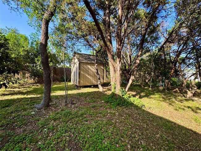 Building Photo - 189 Donna Dr