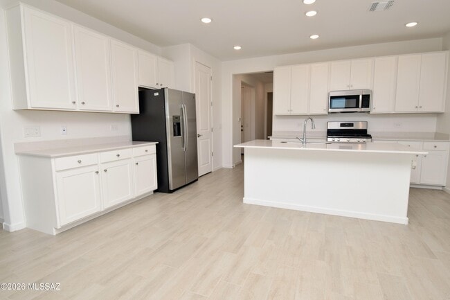Building Photo - 10703 W Walker Brown Dr