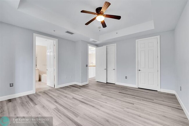 Building Photo - 1902 Coral Heights Ct