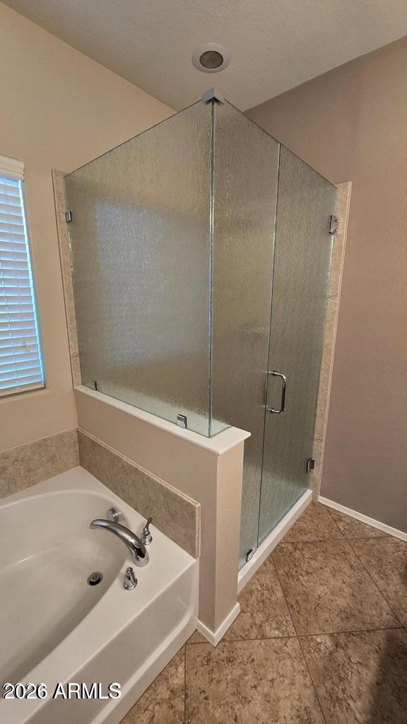 Building Photo - 10826 Avenida Del Rey