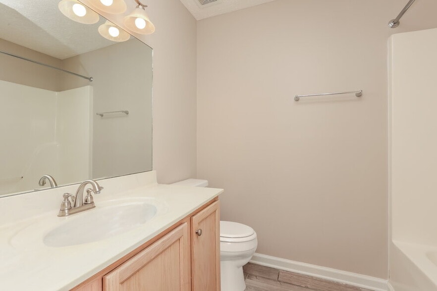 Building Photo - 1411 Owasa Trail