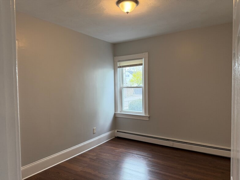 Bedroom 2 - 13 Elizabeth St