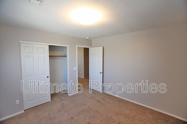 Building Photo - 7706 W Sands Dr
