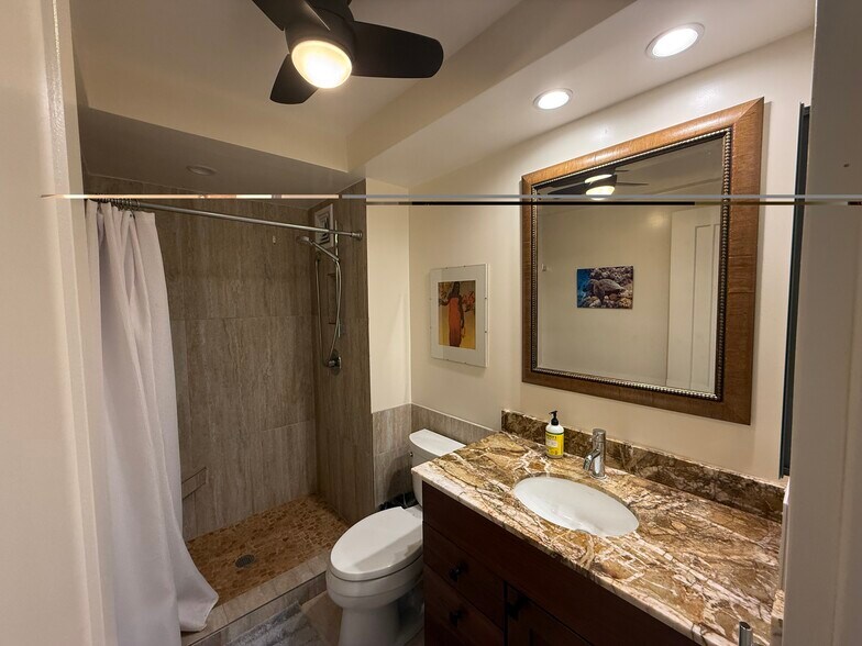 Building Photo - 760 S Kihei Rd