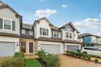 Building Photo - 7333 Hinsdale Dr
