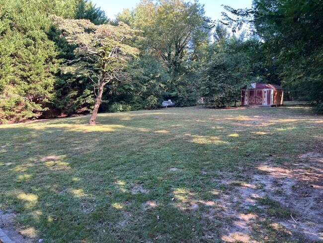 Building Photo - 302 Satterwhite Dr