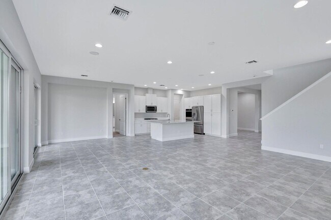 Building Photo - 5134 Liberty Ln