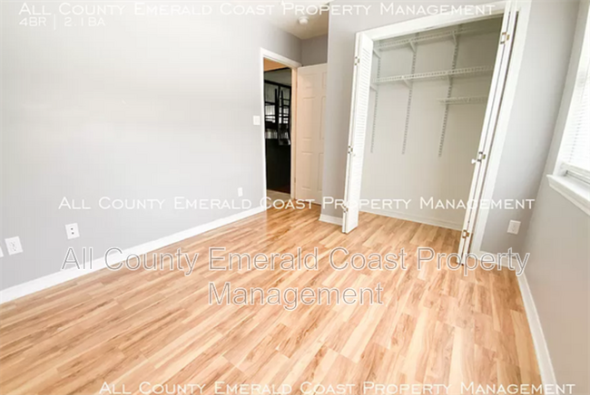 Building Photo - 521 Marlowe Dr