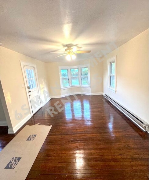 Building Photo - 1100 Harrison Ave