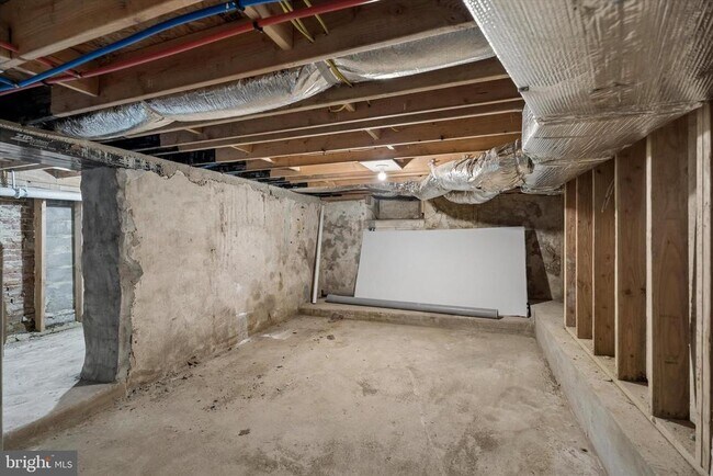 Building Photo - 4359 Fleming St