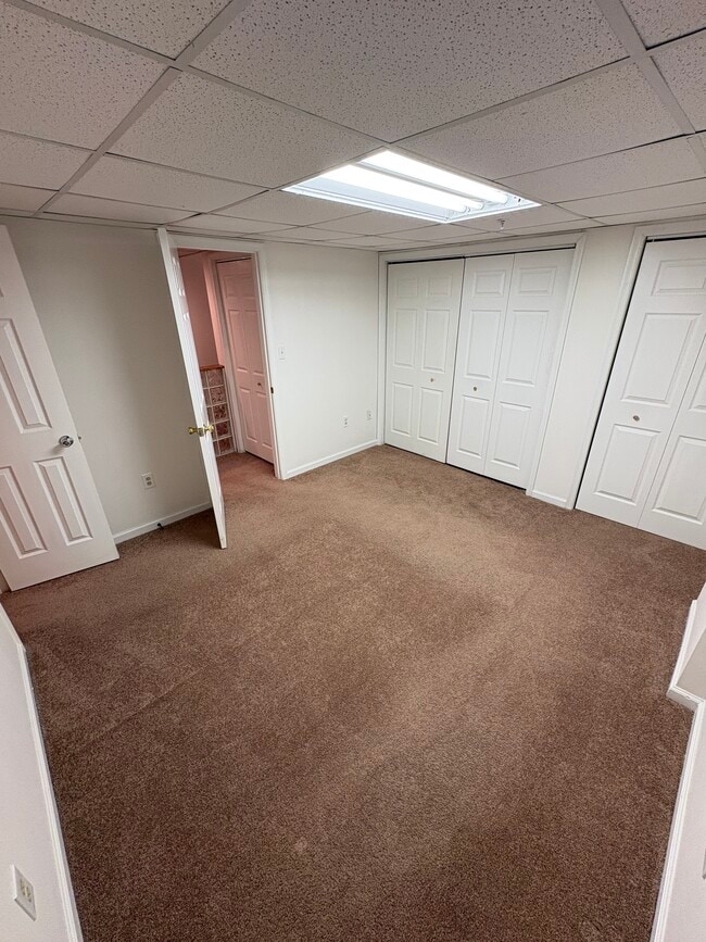 Building Photo - 305 Mt Royal Ave