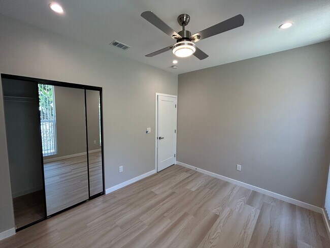 Building Photo - Newly Built 4 bed 2 bath unit (2024)